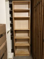 Bücherregal hellbraun aus Holz,  guter Z