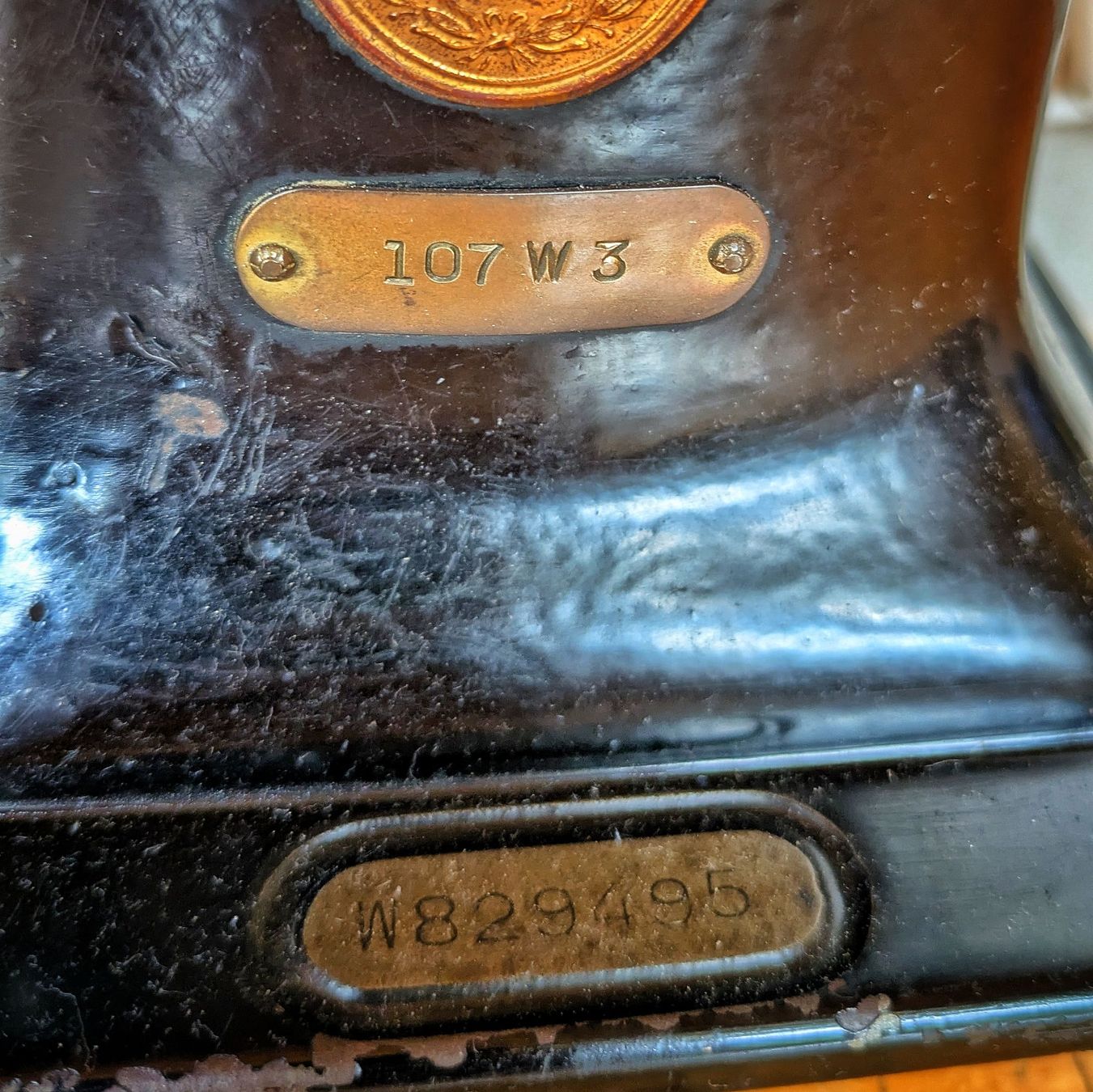 Singer Nähmaschinen: machine à coudre Singer 107W3 – Gebraucht aus La Tour-de-peilz von drueed_bis 2