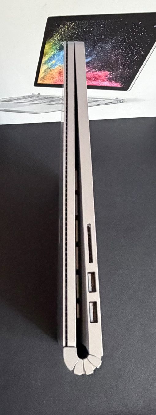 Microsoft Notebooks: Microsoft Surface Book 2 13 Zoll + Stift + Dockingstation – Gebraucht aus Herzogenbuchsee von DaVinciq 2