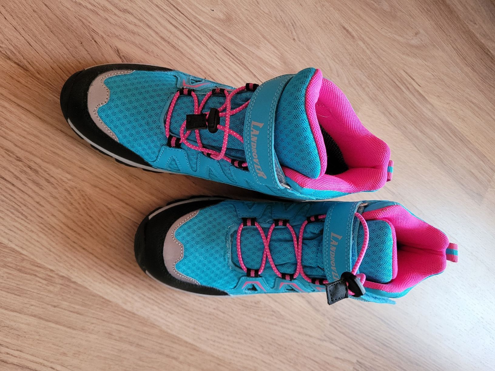Scarpe per ragazze: Landrover Schuhe Gr. 37 – Usato da Steffisburg venduto da Gismo49