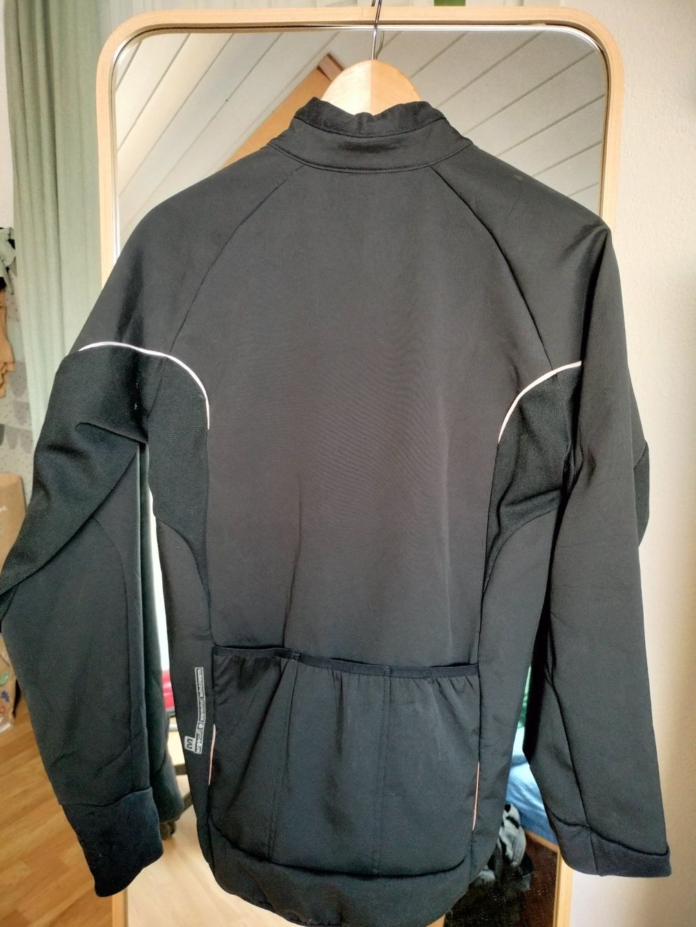 Mavic Jacken: Mavic Softshell Radjacke Gr. M – Gebraucht aus Staffelbach von va_he 1