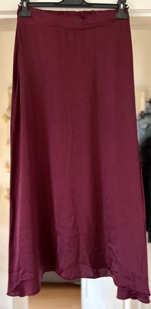 JUPE EN VISCOSE! M SOLDES DE FIN DE SAISON