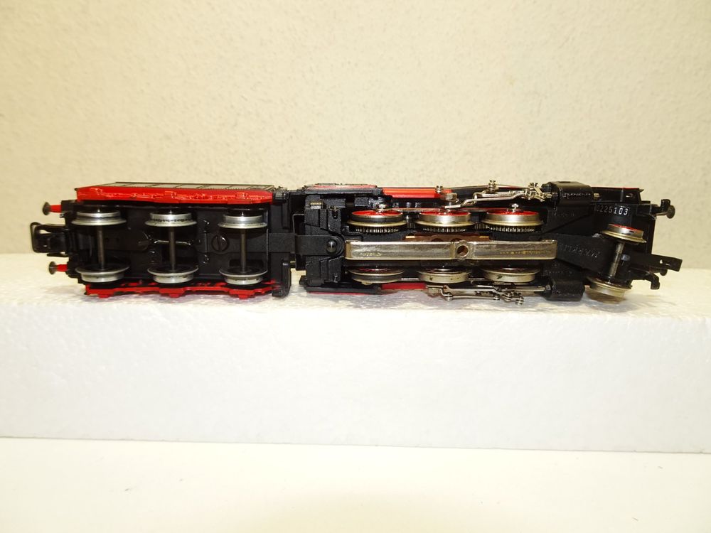 Märklin Trains électriques: Märklin Lokomotive DB Br 24 058 HO (17) – D'occasion à Luzern par Morgart1315 4