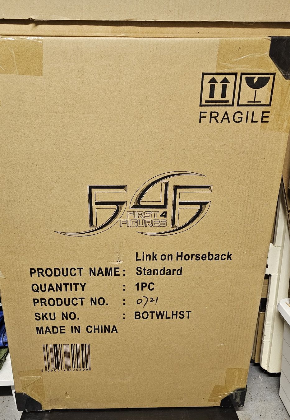 Nintendo Statuette: First4Figures Zelda BOTW Link On Horseback Statue – Nuovo e nell'imballaggio originale da St. Gallen venduto da plh_n2wm 1