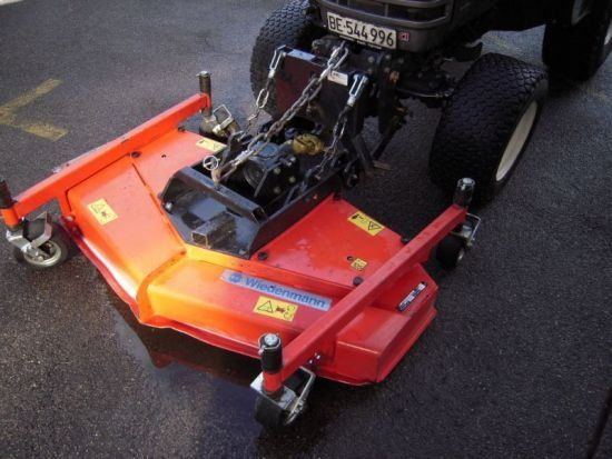 Tagliaerba: Frontmähwerk Wiedenmann 137cm – Usato da Zäziwil venduto da Motorgeraete