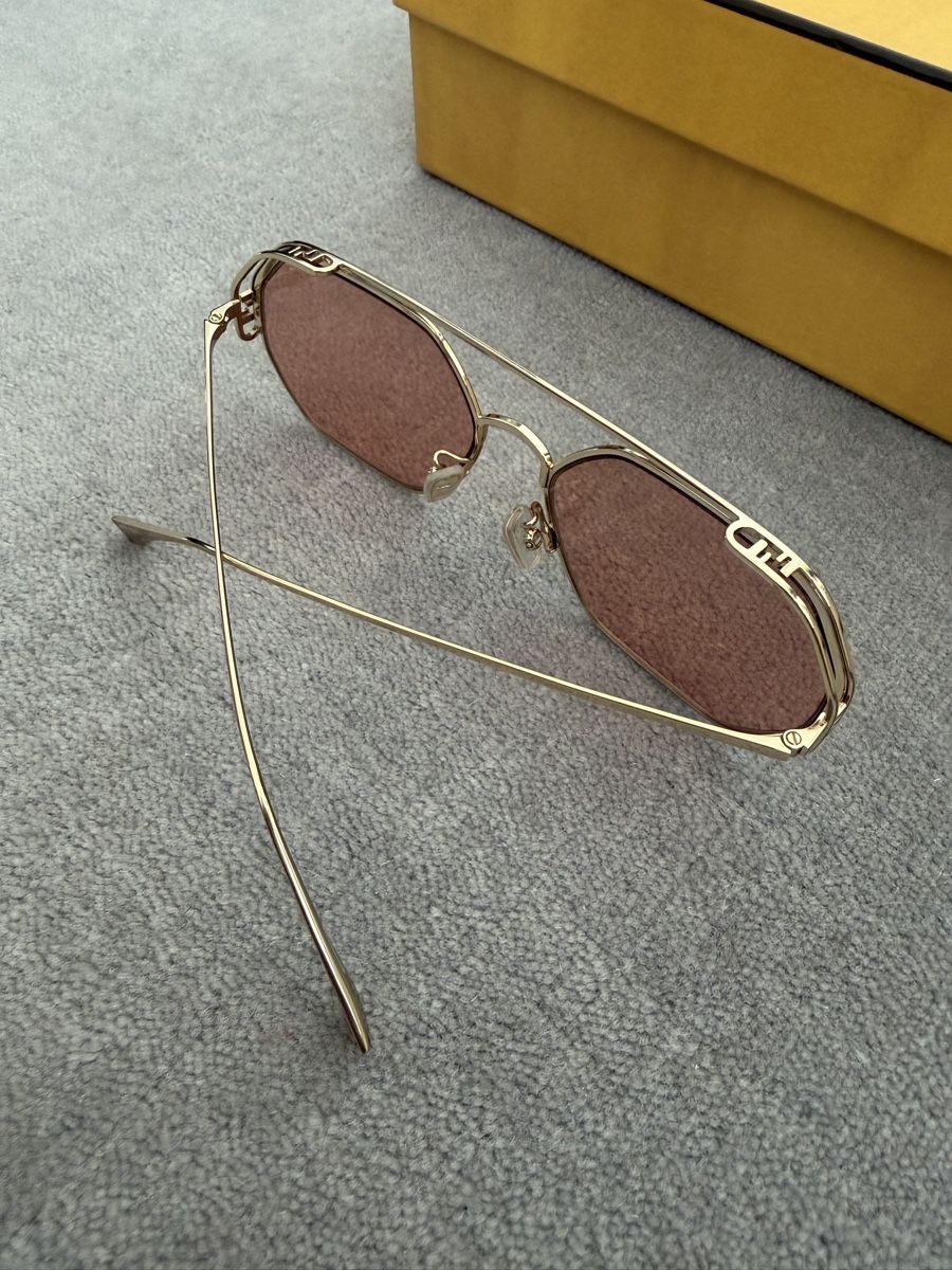 Fendi Lunettes & Verres: Fendi Sunglasses – Neuf (Voir description) à Zürich par luisa_runge 3