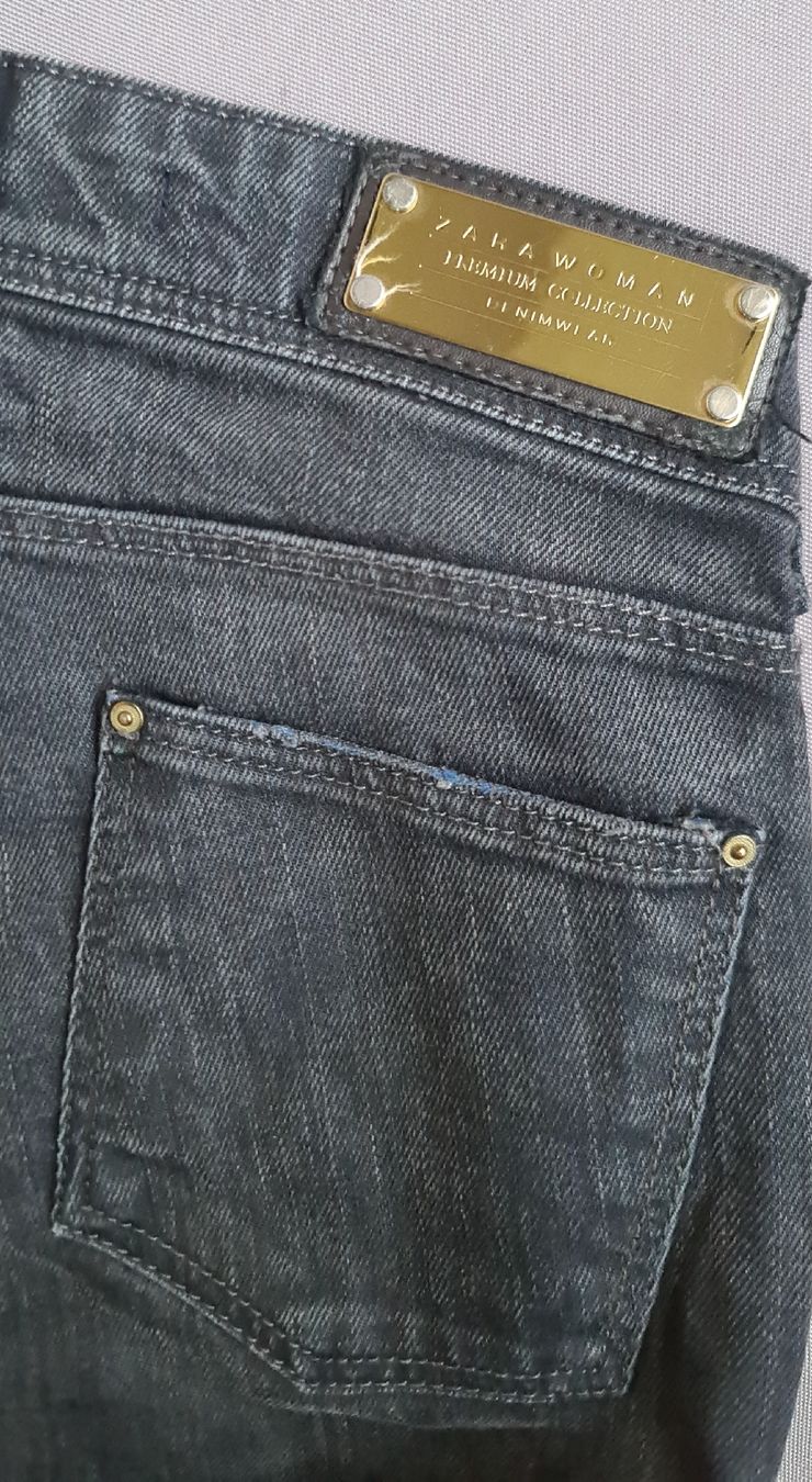 Zara Jeans: jeans droit en coton taille 34 – Usato da Genève venduto da Saleena 4
