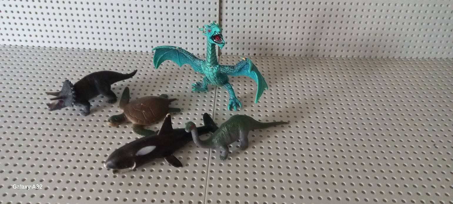 Giocattoli: Lot de 9 animaux en plastique. – Usato da La Tour de Trême venduto da Startjouet 4