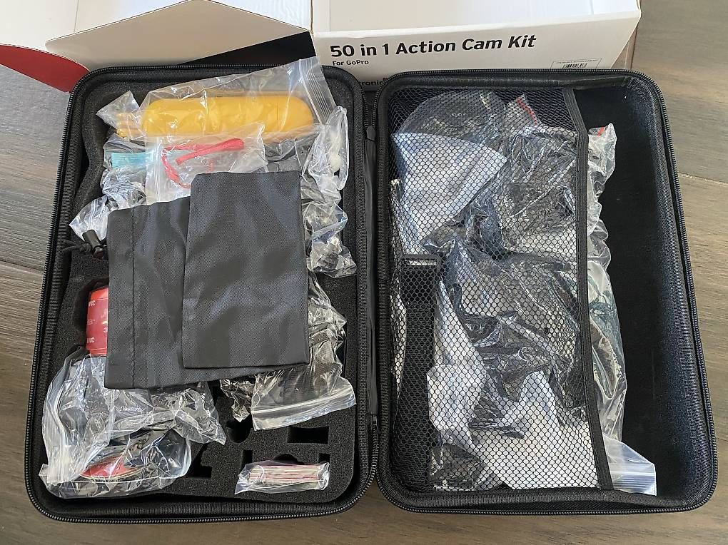 Action Cam: Action Cam Kit GoPro usw – Neuf avec emballage d'origine à Basel par ebe_d22x 2
