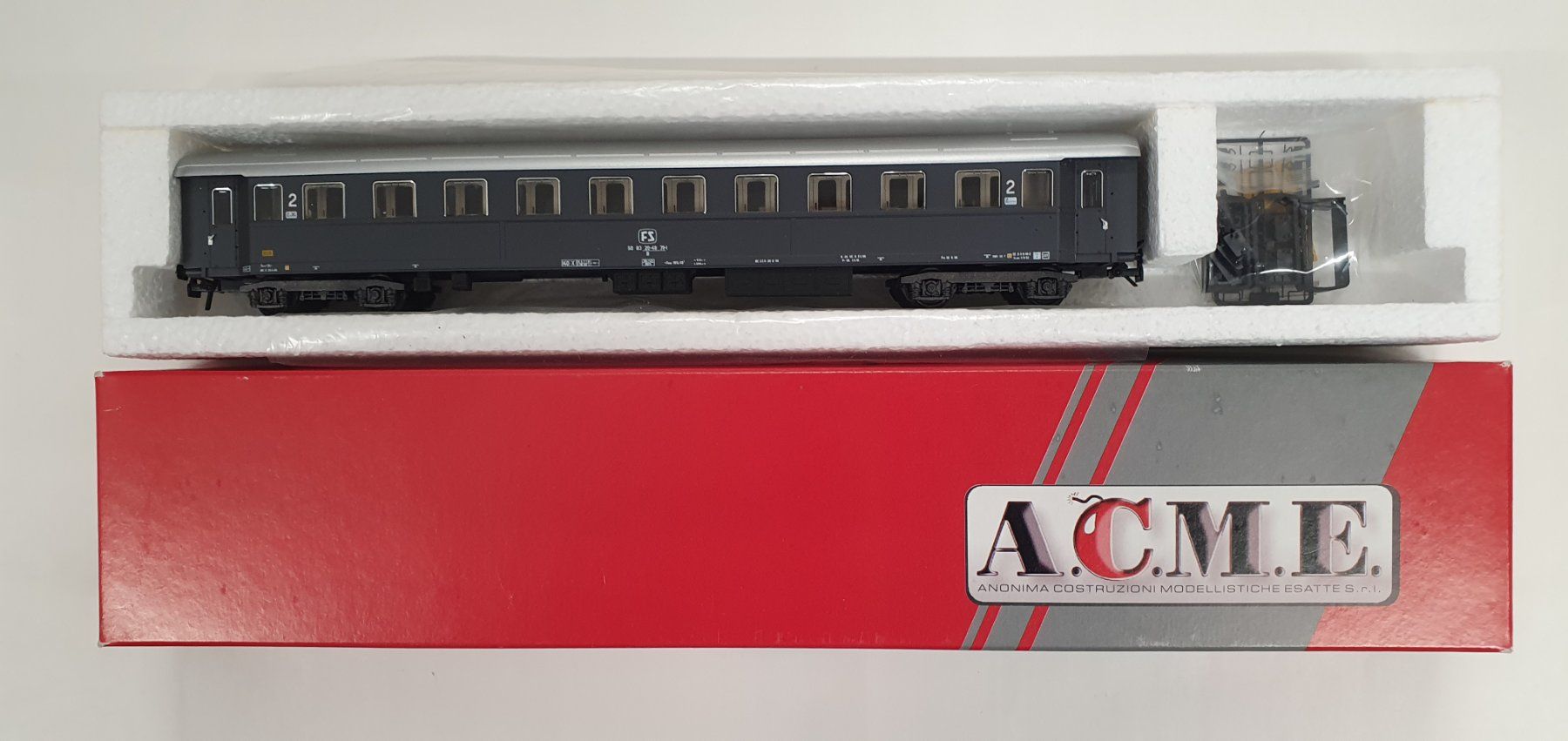 ACME Modellini di ferrovie: ACME 16201 FS B tipo 27 grau, Ep. IV – Nuovo e nell'imballaggio originale da Würenlos venduto da juruth