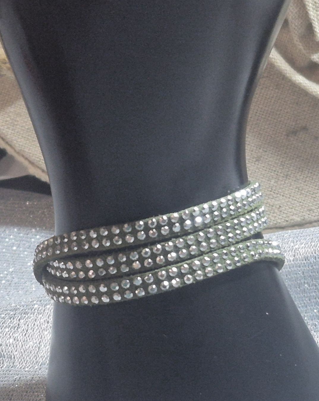 Bracciali & Braccialetti: Bracciale da donna verde con strass  – Usato da Giubiasco venduto da Stefaniav 1