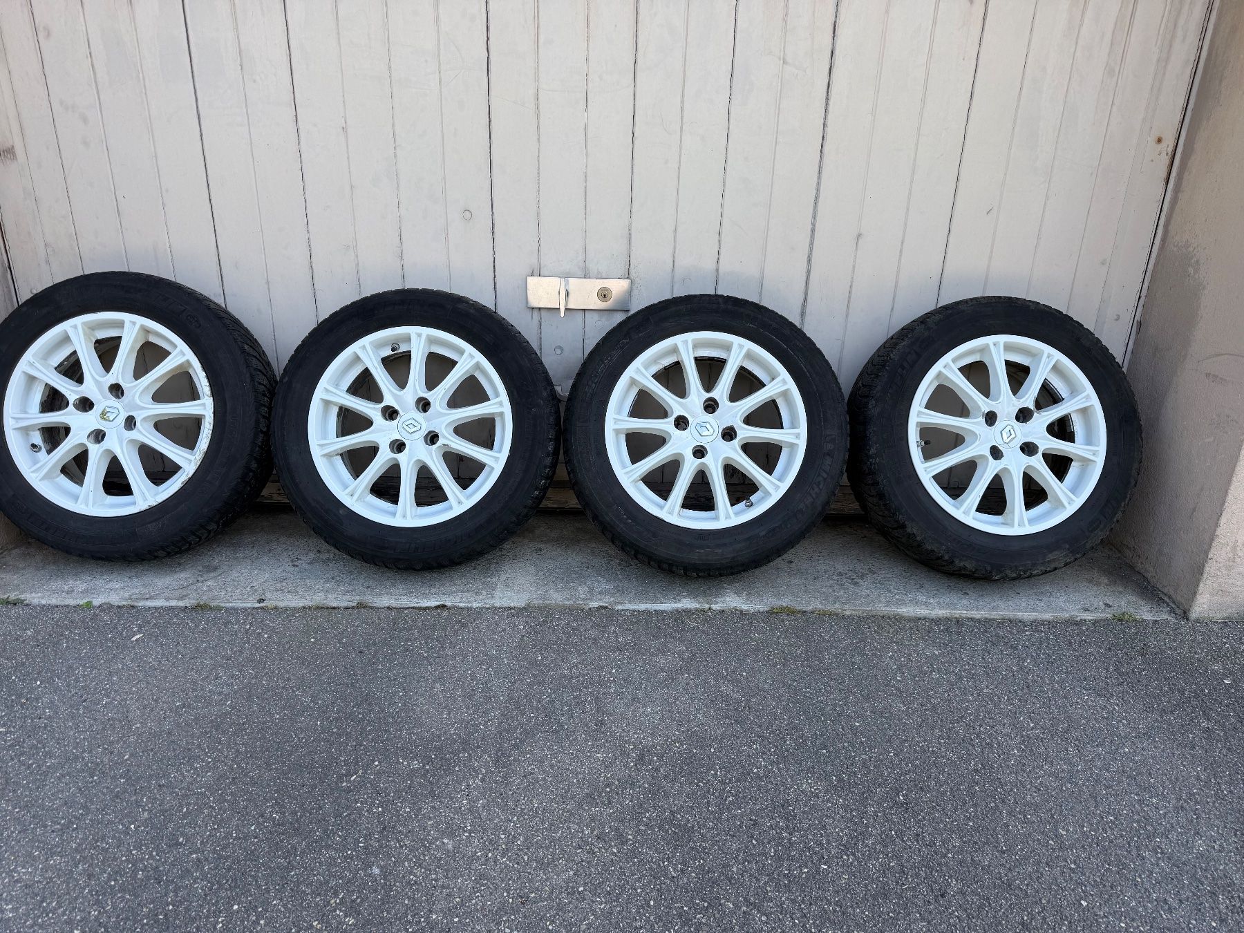 Renault Cerchioni: Renault Clio III Alufelgen weiss – Usato da Zollikofen venduto da rus61 1