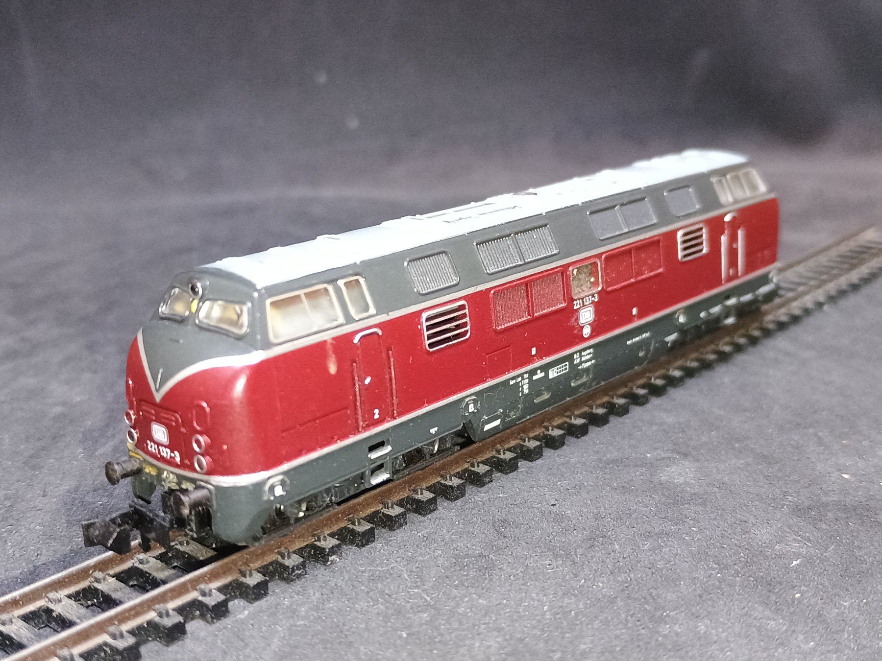 Trix Modellini di ferrovie: Spur N V221 DB Diesellok – Usato da Bätterkinden venduto da hobbycha 1