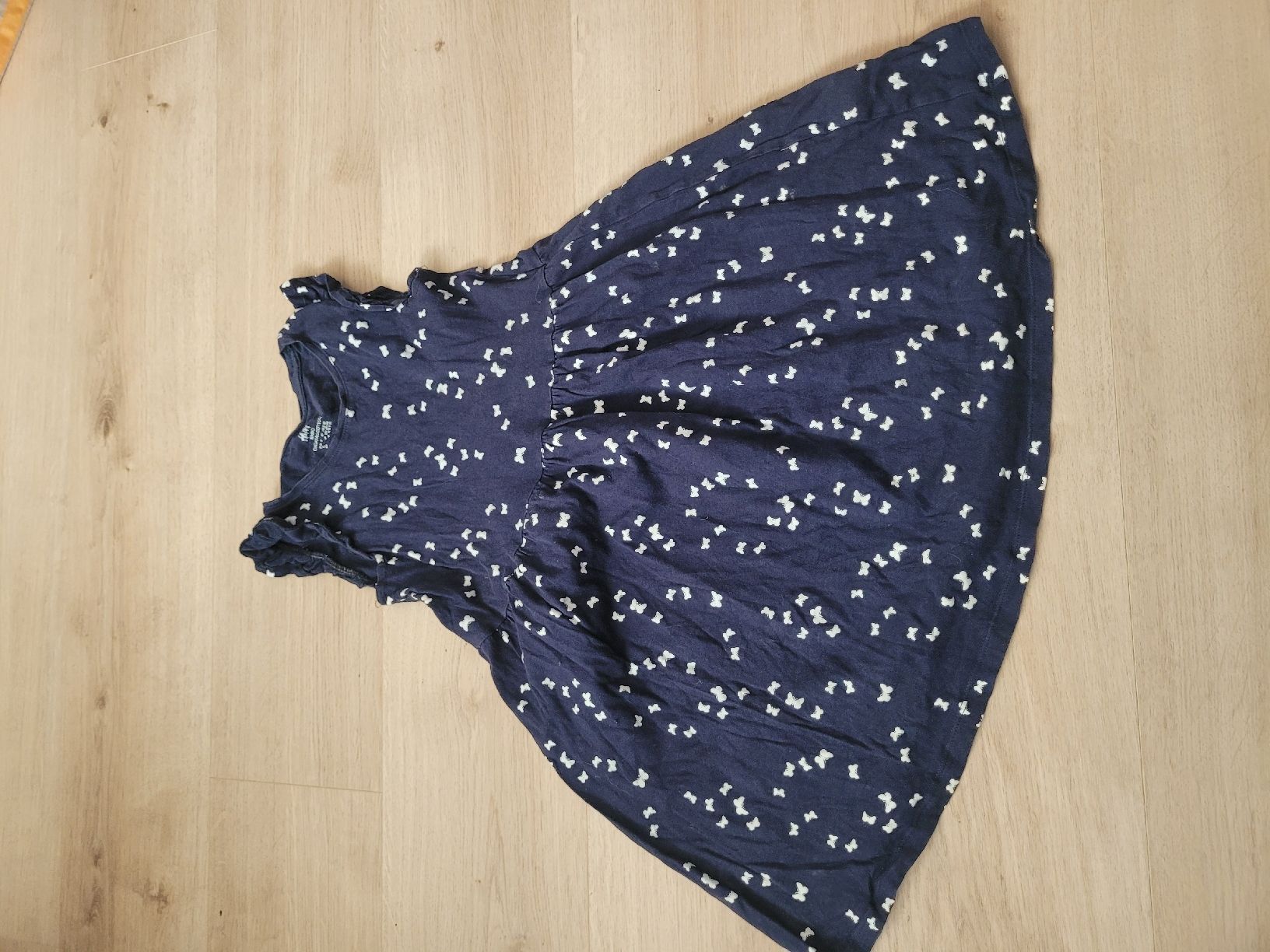 Robes et jupes: Kleid Gr. 134/140 – D'occasion à Lupsingen par sta_wgg5