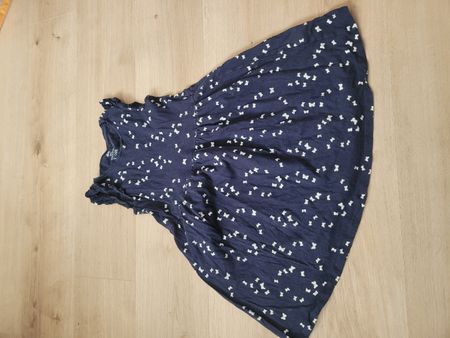 Kleid Gr. 134/140