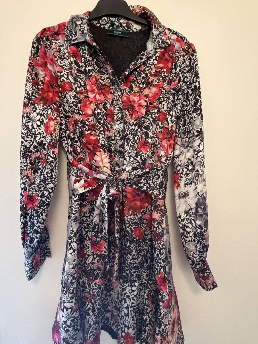 Guess Vestiti: Vestito Guess donna floreale taglia s – Nuovo (secondo la descrizione) da Brüttisellen venduto da RosellaG 1