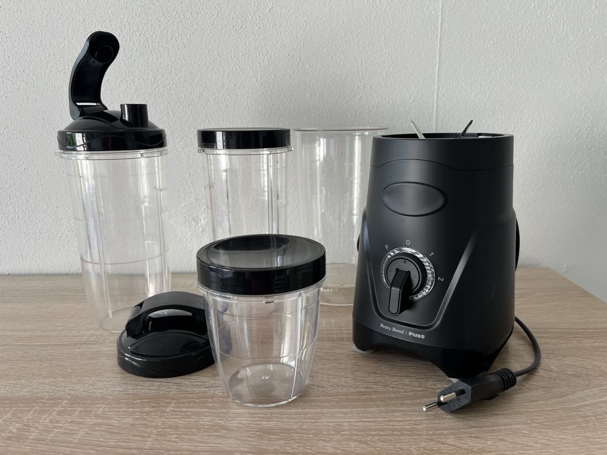 Betty Bossi Elettrodomestici da cucina: Smoothie-Maker Betty Bossi – Usato da Glarus venduto da Kathrin-1988