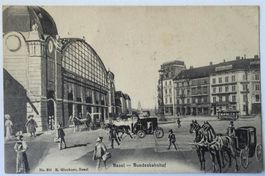 BASEL Bundesbahnhof - Kutschen - Tram