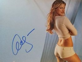 Ali Larter Autogramm signiert Foto 20x30cm