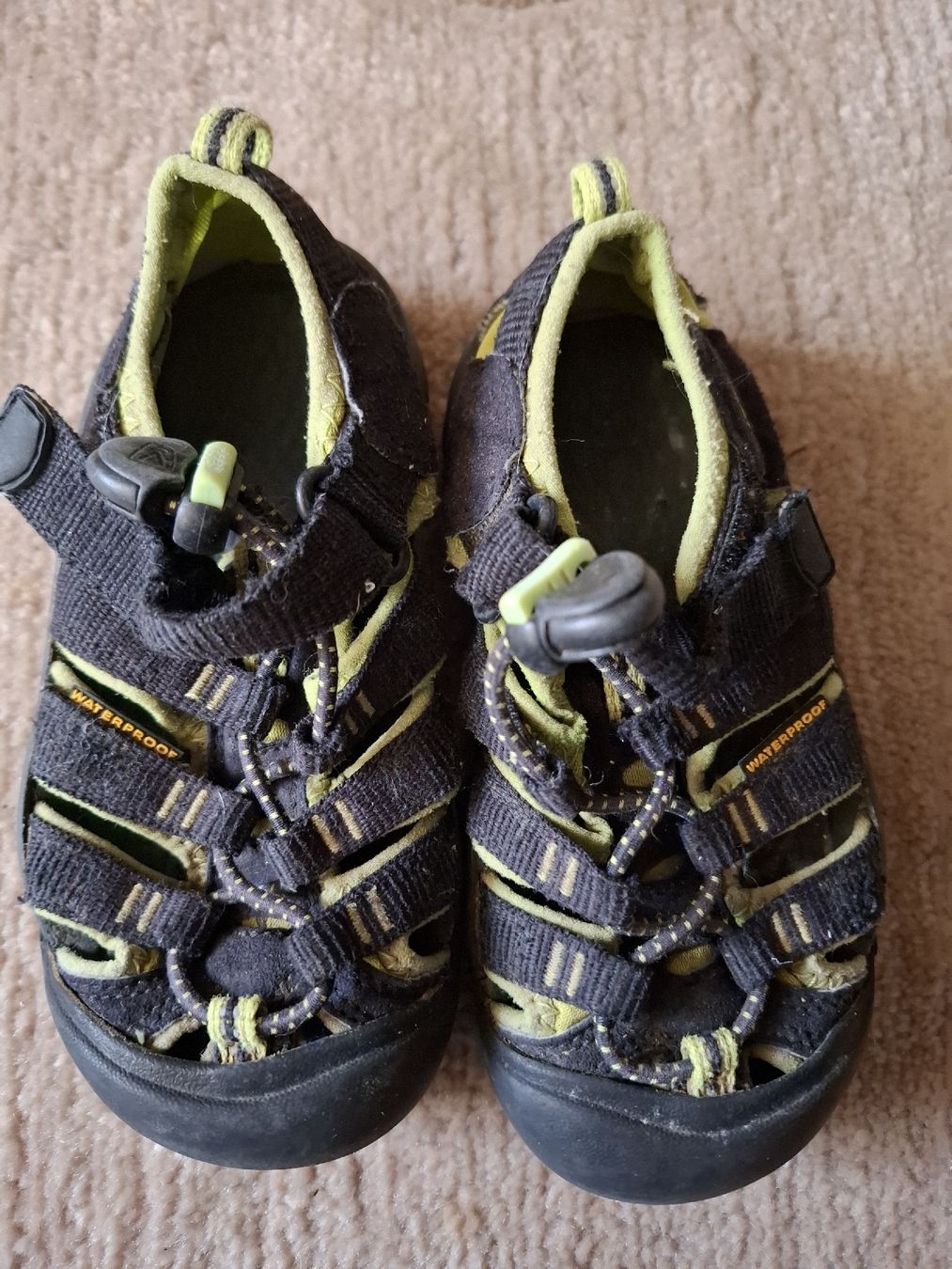 Keen Scarpe per ragazzi: sandales Keen – Usato da Courrendlin venduto da tititchoun