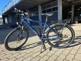 Fahrrad/Velo Junge