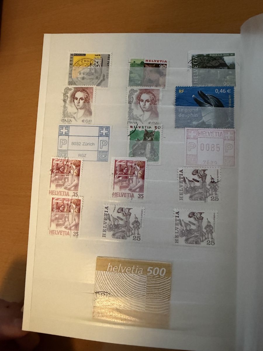 Album: Zwei Briefmarkenalben – Usato da Dättwil AG venduto da MILehner 2