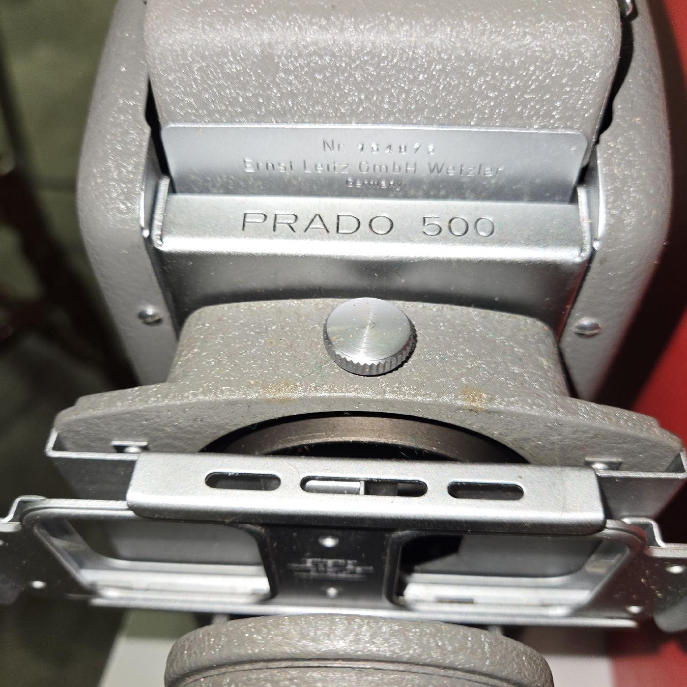 Proiettori: Leitz Prado 500 Diaprojektor, Vintage – Usato da Uzwil venduto da BrokiFloh 2