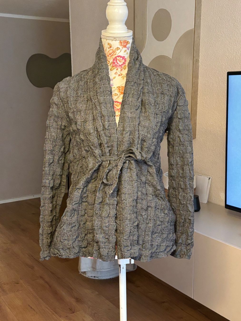 Giacche: Mes Soeurs Et Moi Jacket Lanawolle – Usato da St. Margrethen SG venduto da dijanaO 4