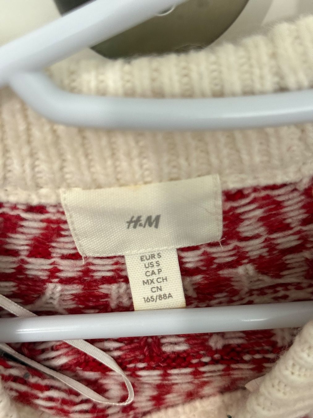 H&M Pulls & Sweat-shirts: H&M sweater – D'occasion à Chardonne par ana_rpr2 1