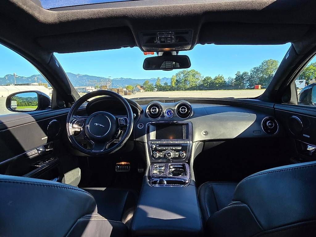 Automobili: Jaguar XJ 3.0 V6 D Portfolio – Usato da Langenthal venduto da Goergens10 4