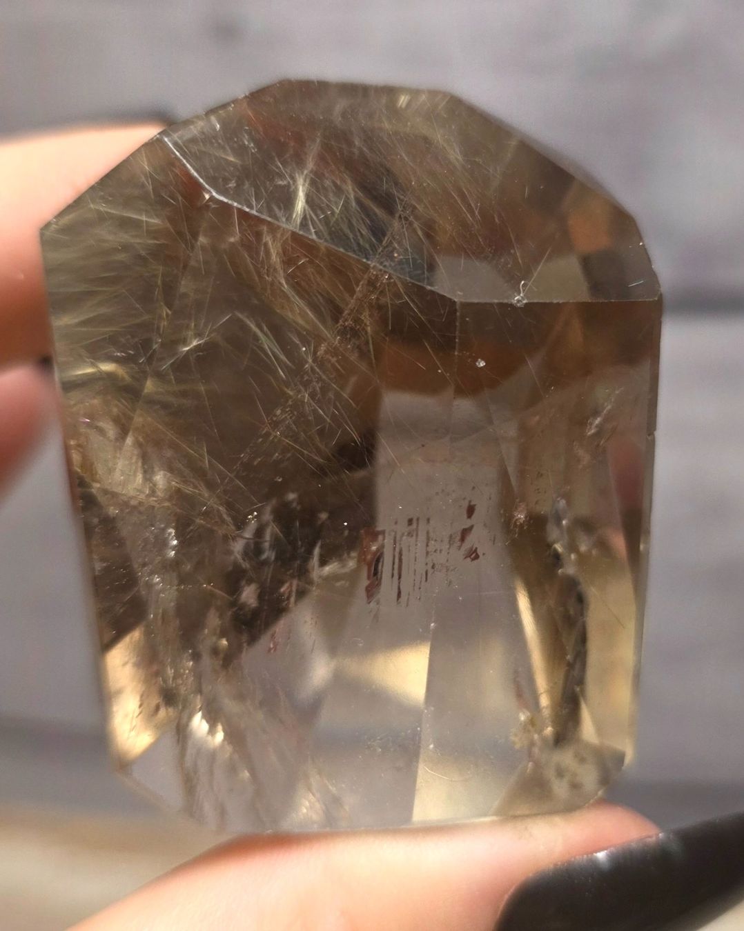 Minerali & Pietre curative: Rauchquarz mit Goldrutilen Freiform D 105g – Nuovo e nell'imballaggio originale da Matzingen venduto da Shay_Crystalz