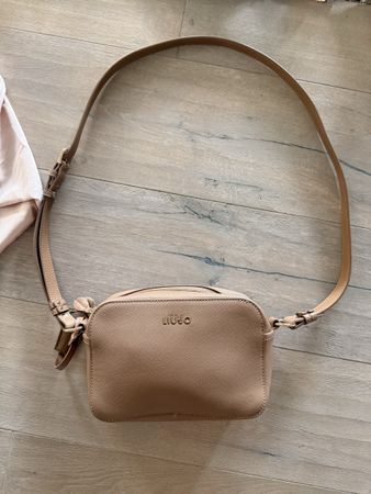 Liu Jo Handtasche mit 4 verschiedenen Umhängebändel