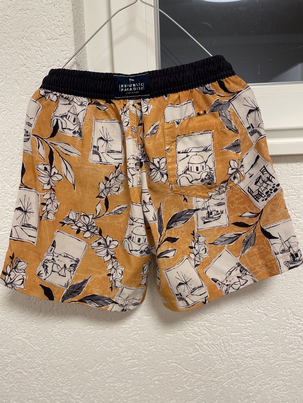 Badehosen: Short de bain Republic & Co, taille 8, été – Gebraucht aus Yverdon-les-Bains von mar_hg5t 1