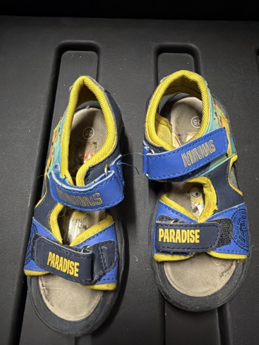 Scarpe per ragazzi: Sandalen Grösse 25 – Usato da Granges-Paccot venduto da Fwaeber 2