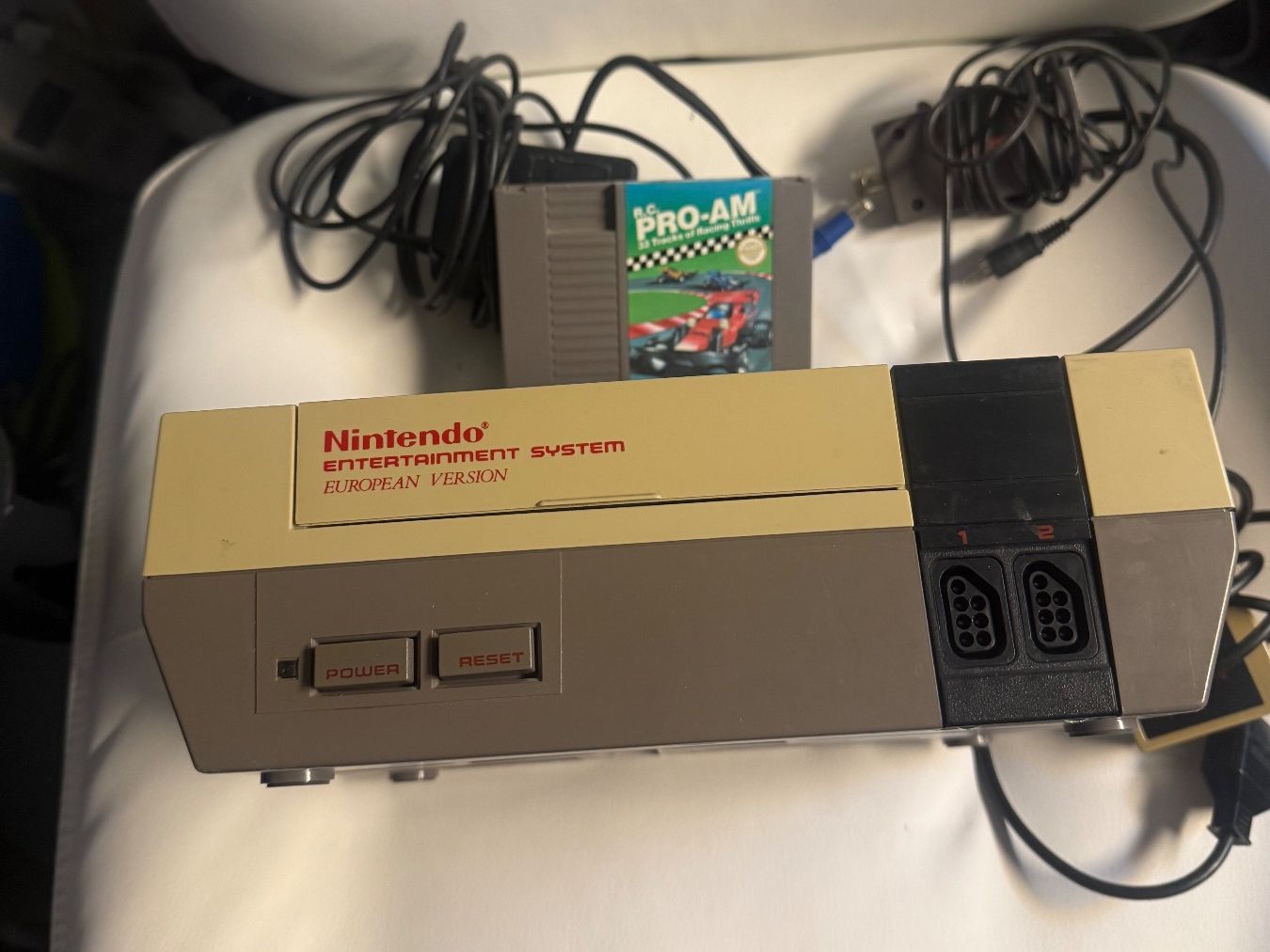Nintendo Console: Nintendo NES Konsole mit RC Pro AM – Usato da Dietlikon venduto da NESFEVER 1