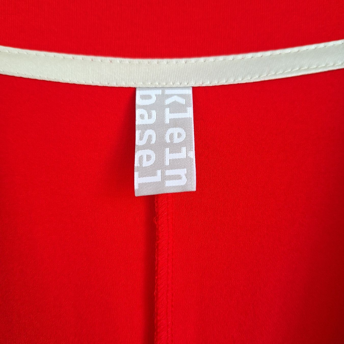 Kleinbasel Vestiti: kleinbasel by Tanja Klein, wunderschönes Kleid, L, hellrot – Usato da Wettingen venduto da Blau8 6