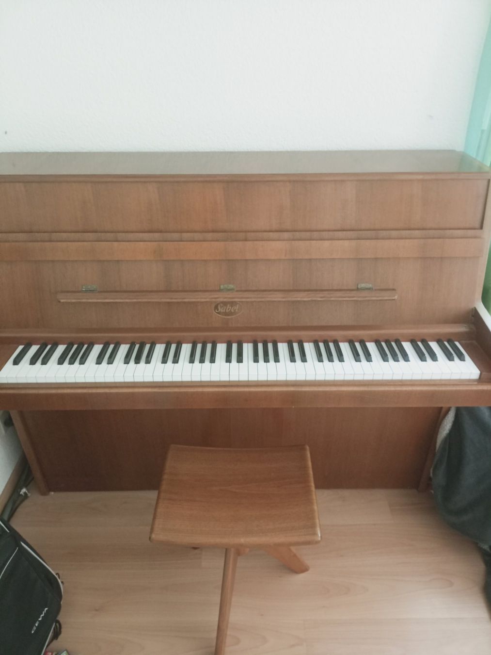 Strumenti musicali: +++SABEL+++ Klavier 100% gestimmt vor ca. 2Jahren. – Usato da Tuebach venduto da bac_7kpb 1