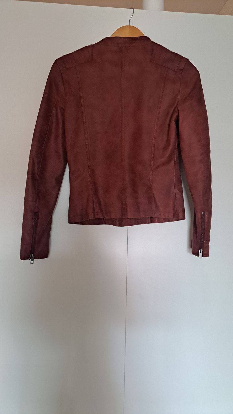 Only Giacche: ONLY Kunstlederjacke Bordeauxrot – Usato da Seengen venduto da ja6_65wp 3