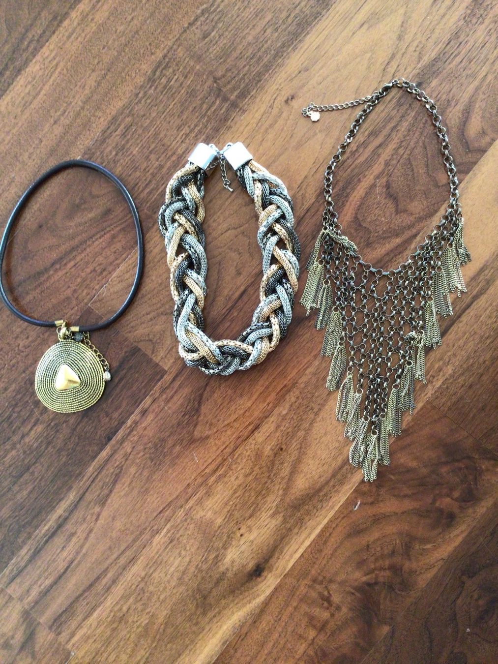 Anhänger: Modeschmuck Halsketten – Gebraucht aus Zürich von ArmariodeRuth_Senora 3