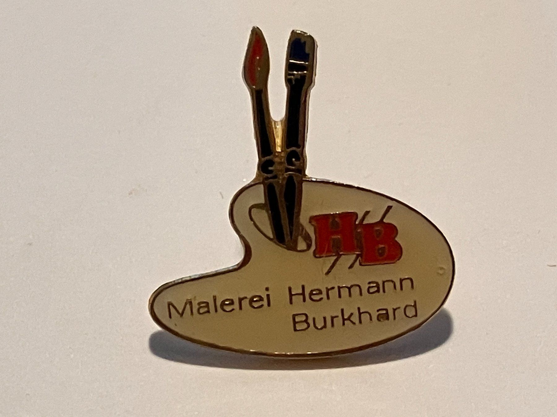Placchette & Badge: 1 Pin Malerei Hermann Burkhard – Usato da Basel venduto da djwwpp
