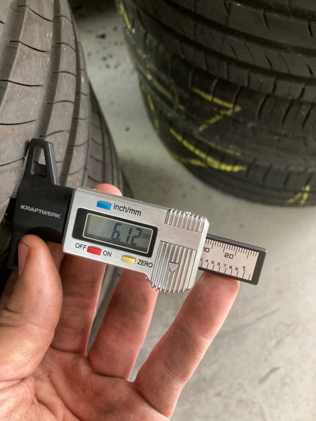Michelin Pneus & Kompletträder: 225/45R17 Sommerpneu Michelin – Gebraucht aus Cham von WB2223 6