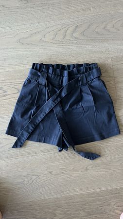 Zara belted shorts navy blue size S