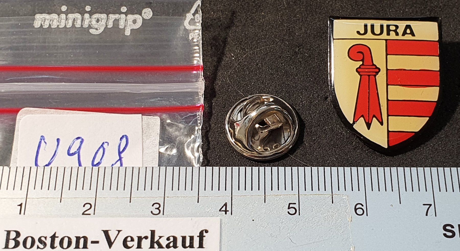 Placchette & Badge: U908 - Pin Kantonswappen JURA – Usato da Reinach BL venduto da Boston-Verkauf 1