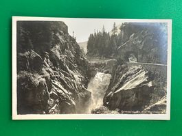 Grimselstrasse mit Handeckfall