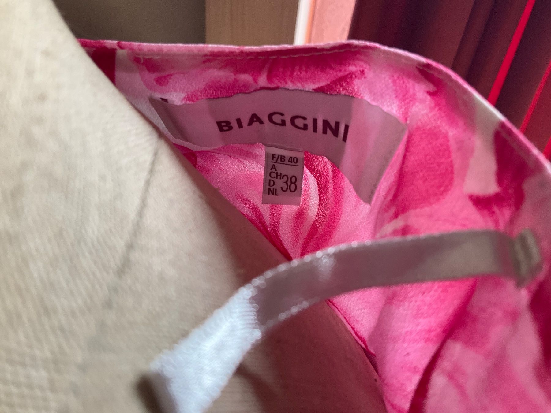 Gonne: Jupe d'été à fleurs roses – Usato da Avenches venduto da Lactobacille 3