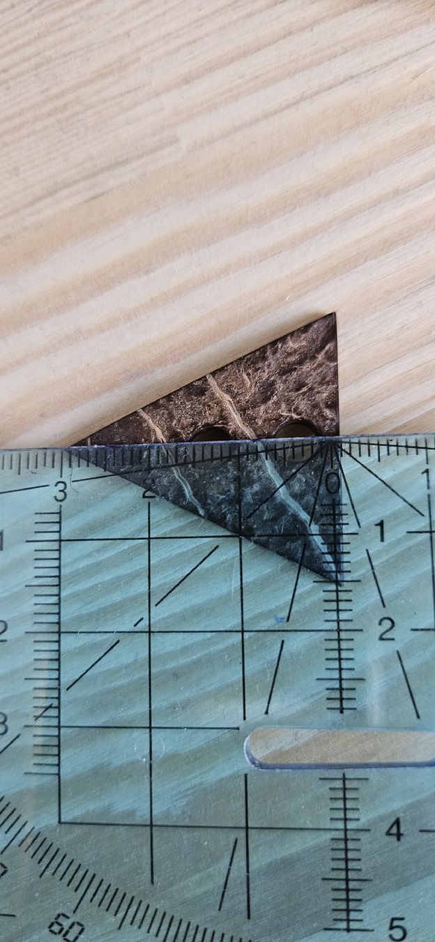 Bottoni: bouton en bois triangle 3cm – Usato da Carouge GE venduto da Lea000 2