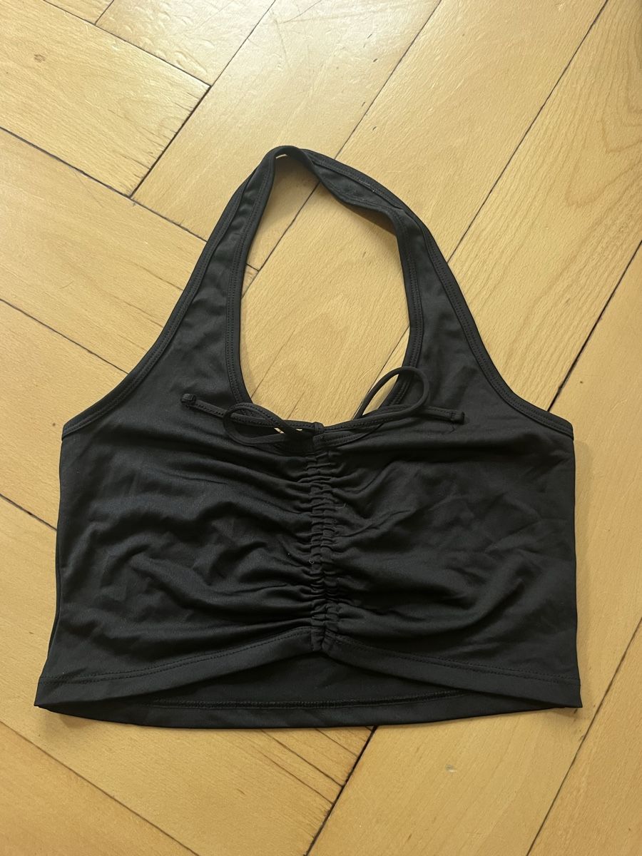 Top: Neckholdertop stechy – Usato da Zürich venduto da sunshinezuerich