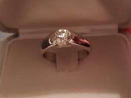 Bague Solitaire diamant 0.68ct Platine