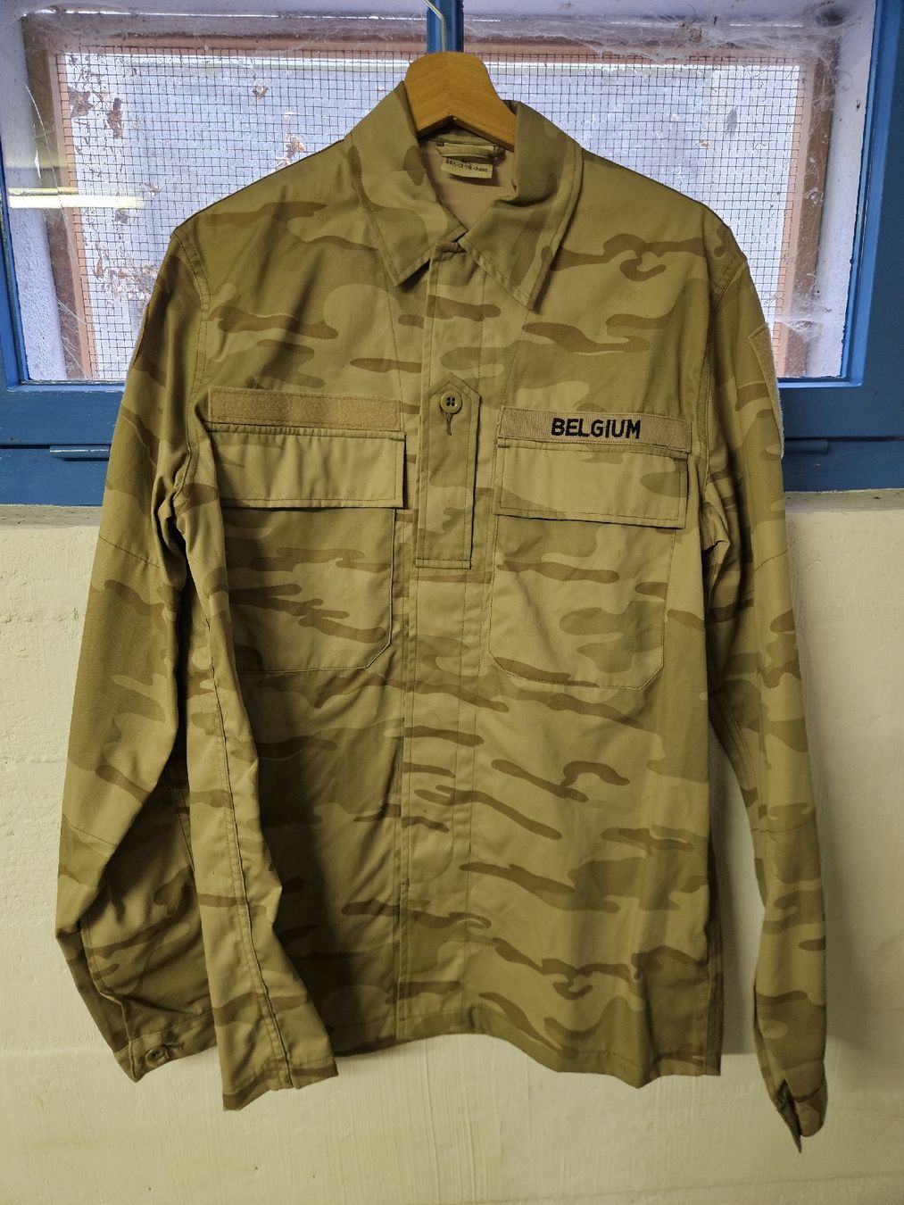 Uniformen: Belgische Armee Jacke Jigsaw Desert – Neu (gemäss Beschreibung) aus Hägglingen von Baltica