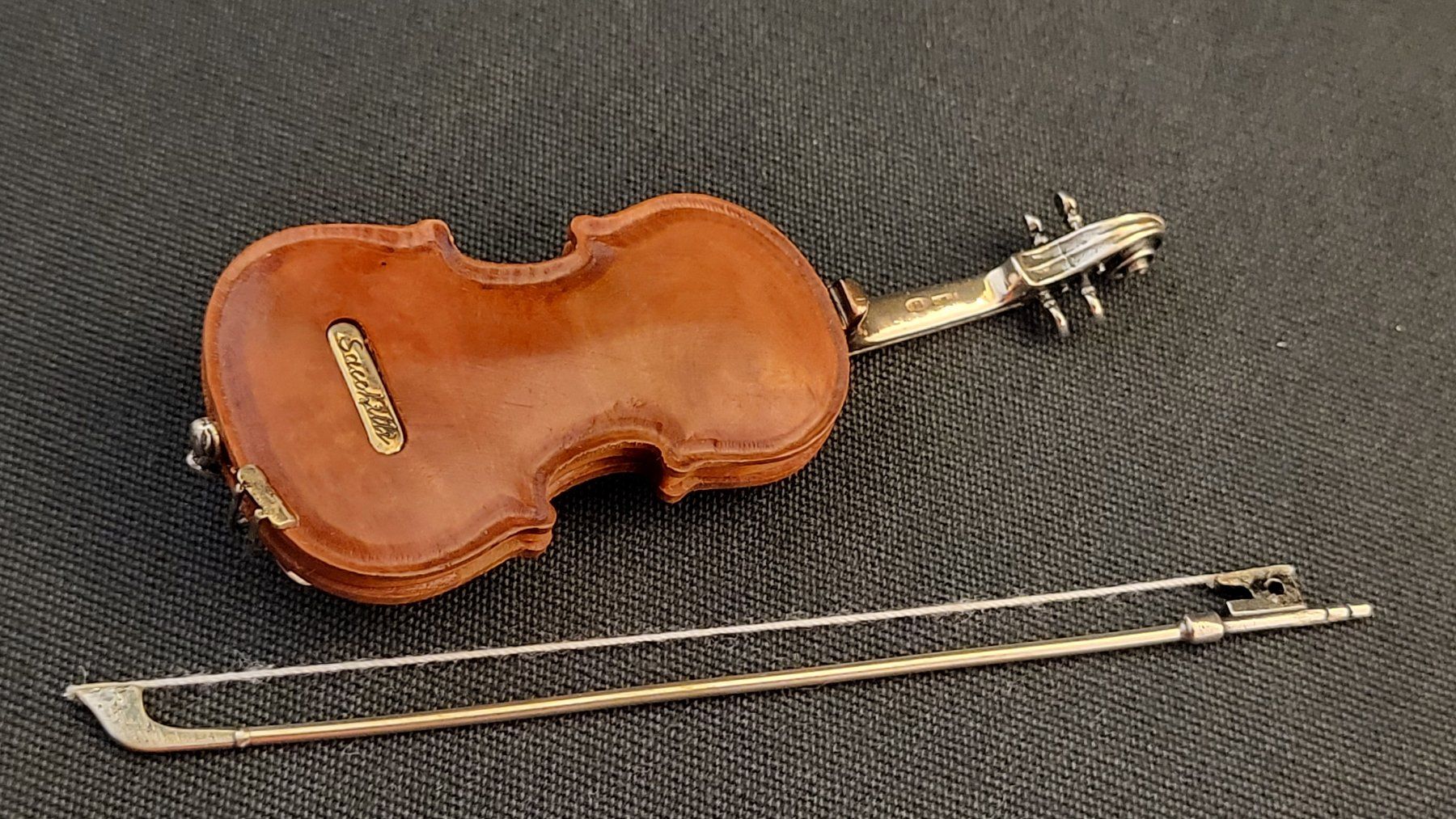 Figuren: Miniatur-Violine aus Holz und Silber – Neu und originalverpackt aus Basel von spinne02 4